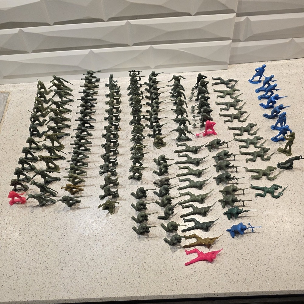 Nice Lot of 139 VIETNAM US Vintage Soldiers Plastic Figures Unmarked - Picture 2 of 16